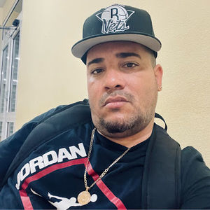 Meet your Posher, Guillermo a.